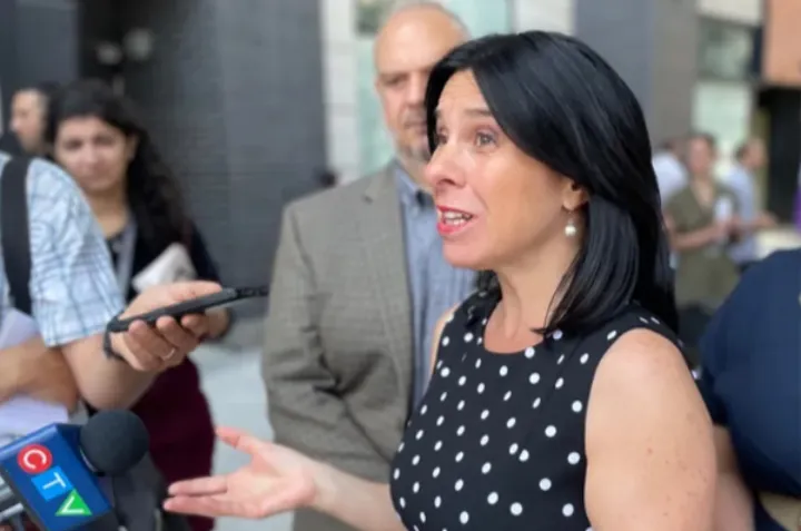 والری پلانت: مسئولیت تعطیلی ژورنال دو مترو با من نیست